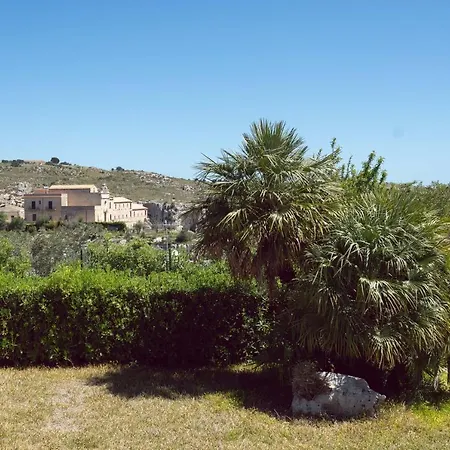 Villa Moderna Val Di Noto Авола